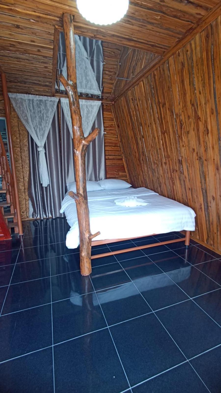 Boat And House Resort Khaukho Kültér fotó